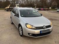 Gebraucht VW Golf VII 105 PS (77 kW) 2012 Silber Kombi