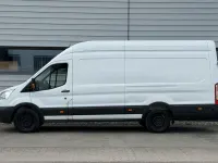 Gebraucht Ford Transit Trend 131 PS (96 kW) 2018 Weiß Van / Kleinbus