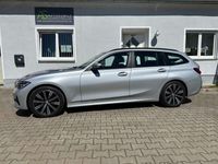 gebraucht BMW 320 320 d xDrive Touring Automatik NAVI SHZ WR