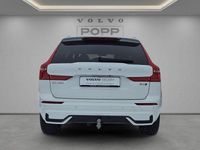 Gebraucht Volvo XC60 Plus 250 PS (183 kW) 2025 Crystal white / metallic SUV