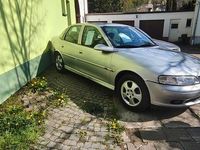 Second-hand Opel Vectra 101 CP (74 kW) 2000 Bej Berlinǎ