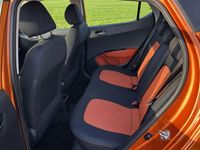 Gebraucht Hyundai i10 Edition 87 PS (63 kW) 2014 Orange Kleinwagen