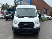 Gebraucht Ford Transit Trend 131 PS (96 kW) 2022 Frostweiß Van / Kleinbus