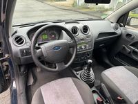 Gebraucht Ford Fiesta 60 PS (44 kW) 2007 Blau Kleinwagen