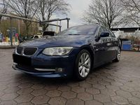 Gebraucht BMW 330 Cabriolet 245 PS (180 kW) 2010 Tiefseeblau metallic Cabrio