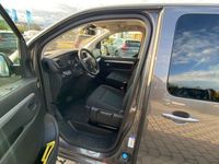 Gebraucht Peugeot Traveller Active 177 PS (130 kW) 2023 Grau Van / Kleinbus