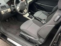 Gebraucht Opel Astra 103 PS (75 kW) 2008 Schwarz Coupé