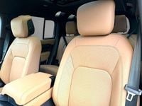 Neu Land Rover Defender HSE Dynamic 426 PS (313 kW) 2026 Grün SUV