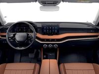 Gebraucht Skoda Superb LAURIN & KLEMENT 193 PS (141 kW) 2024 Gold Kombi