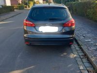 gebraucht Ford Focus Turnier 1.5 TDCi DPF Start-Stopp-System Aut. Busin