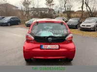 Używany Toyota Aygo 68 KM (50 kW) 2011 Czerwony Hatchback