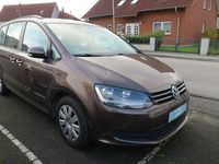 Gebraucht VW Sharan Trendline 140 PS (102 kW) 2011 Braun Van / Kleinbus