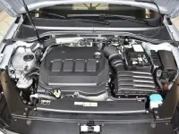 Gebraucht VW Passat Business 150 PS (110 kW) 2022 Silber Kombi