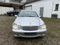 Gebraucht Mercedes C200 Classic 122 PS (89 kW) 2004 Silber Limousine