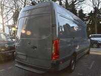 Gebraucht Mercedes Sprinter 170 PS (125 kW) 2023 Grau Van