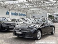 Gebraucht VW Golf VIII Life 150 PS (110 kW) 2024 Grenadillschwarz (schwarz) Limousine