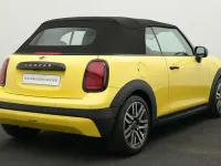 Gebraucht Mini Cooper Cabriolet Classic 163 PS (119 kW) 2025 Gelb Cabrio