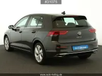 Usata VW Golf VIII Style 150 CV (110 kW) 2024 Grigio Berlina