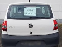 Gebraucht VW Fox 60 PS (44 kW) 2011 Weiß Kleinwagen