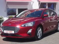 Gebraucht Ford Focus Cool & Connect 150 PS (110 kW) 2020 Rubyrot (metallic) Limousine