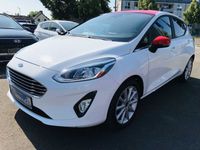 Gebraucht Ford Fiesta Titanium 101 PS (74 kW) 2017 Weiß Kleinwagen