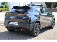 Neu Alfa Romeo Junior 145 PS (106 kW) 2026 Nero tortona (schwarz) SUV