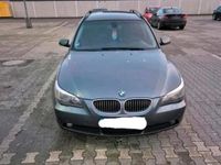 Gebraucht BMW 523 177 PS (130 kW) 2006 Grau Kombi