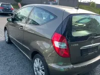 Gebraucht Mercedes A200 136 PS (100 kW) 2009 Braun
