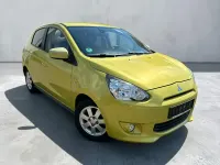 Gebraucht Mitsubishi Space Star 80 PS (58 kW) 2014 Karambolagelb (m) Van / Kleinbus