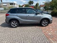 Gebraucht Suzuki Vitara Comfort 120 PS (88 kW) 2016 Grau SUV