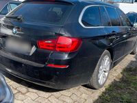 Gebraucht BMW 530 258 PS (189 kW) 2012 Schwarz Kombi