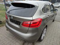 Gebraucht BMW 218 Sport Line 150 PS (110 kW) 2014 Silber Kombi