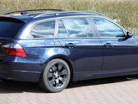 Gebraucht BMW 325 Advantage 197 PS (144 kW) 2008 Blau Kombi