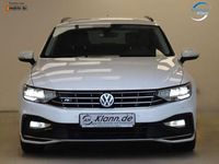 Gebraucht VW Passat R-line 150 PS (110 kW) 2020 Sonderlackierung pure white (metallic) Kombi