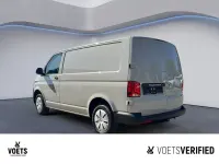 Gebraucht VW T6.1 110 PS (80 kW) 2022 Grau Van