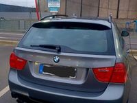 gebraucht BMW 318 D e91 M-Paket Touring mit Panorama-Schiebedach