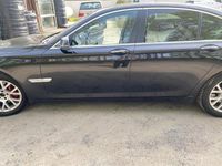 Second-hand BMW 730 258 CP (189 kW) 2014 Negru Berlinǎ