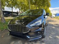 Gebraucht Ford S-MAX Titanium 150 PS (110 kW) 2020 Schwarz Van / Kleinbus