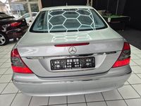 Gebraucht Mercedes E500 Avantgarde 387 PS (284 kW) 2006 Silber Limousine