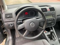 Gebraucht VW Golf V 75 PS (55 kW) 2004 Grau Kleinwagen