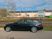 Gebraucht BMW 318 143 PS (105 kW) 2010 Schwarz Kombi