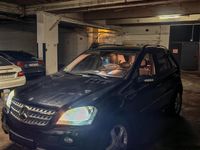 Gebraucht Mercedes ML320 224 PS (164 kW) 2008 Schwarz SUV