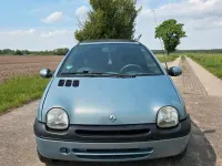 Używany Renault Twingo 59 KM (43 kW) 2002 Niebieski Hatchback