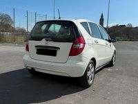 Gebraucht Mercedes A160 2010 Weiß Kleinwagen