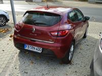 Gebraucht Renault Clio IV LIMITED Deluxe 90 PS (66 kW) 2017 Rot metallic Limousine