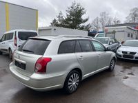 gebraucht Toyota Avensis Kombi 2.2 D-CAT Travel