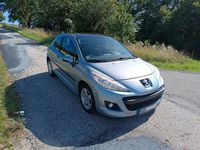 Gebraucht Peugeot 207 95 PS (69 kW) 2010 Blau Kleinwagen