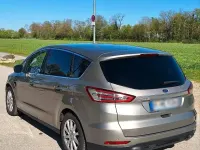 Gebraucht Ford S-MAX Titanium 179 PS (131 kW) 2016 Silber Van / Kleinbus