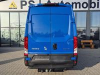 Gebraucht Iveco Daily 180 PS (132 kW) 2021 Blau Van / Kleinbus