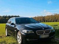 Gebraucht BMW 520 183 PS (134 kW) 2012 Schwarz Kombi